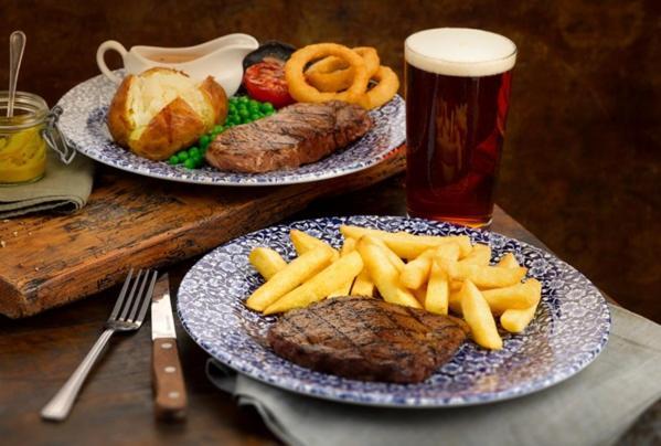 The Hatchet Inn Wetherspoon Newbury  Exteriér fotografie